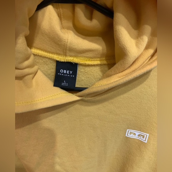 Women’s obey hoodie with back patch - Picture 4 of 4